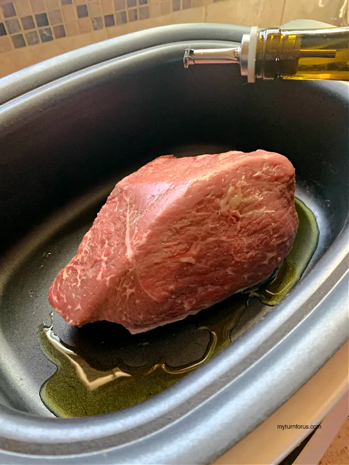 beef roast in slow cooker