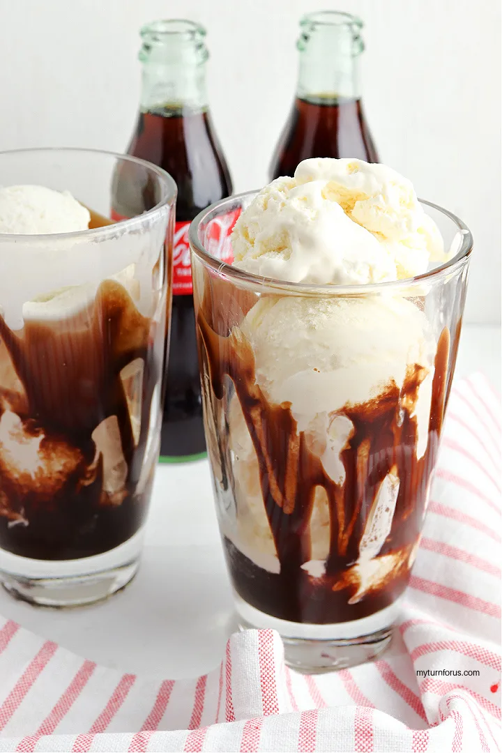 coca cola with ice cream