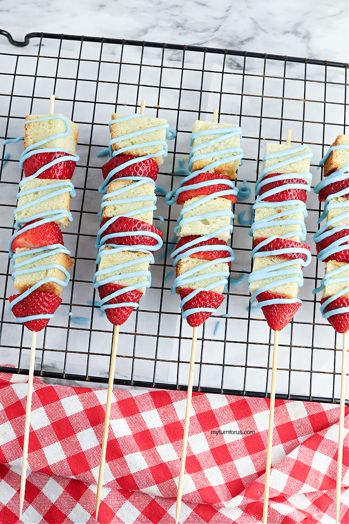 strawberry pound cake skewers, 4th of july kabobs