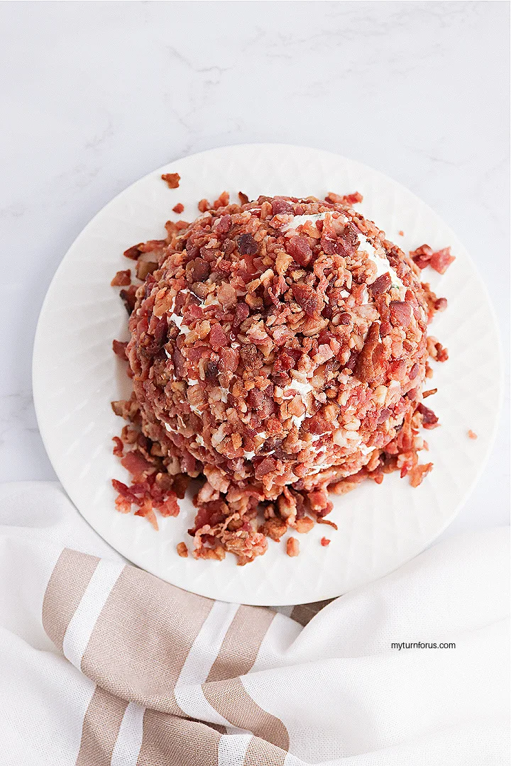 Bacon Coated Turkey Cheese Ball