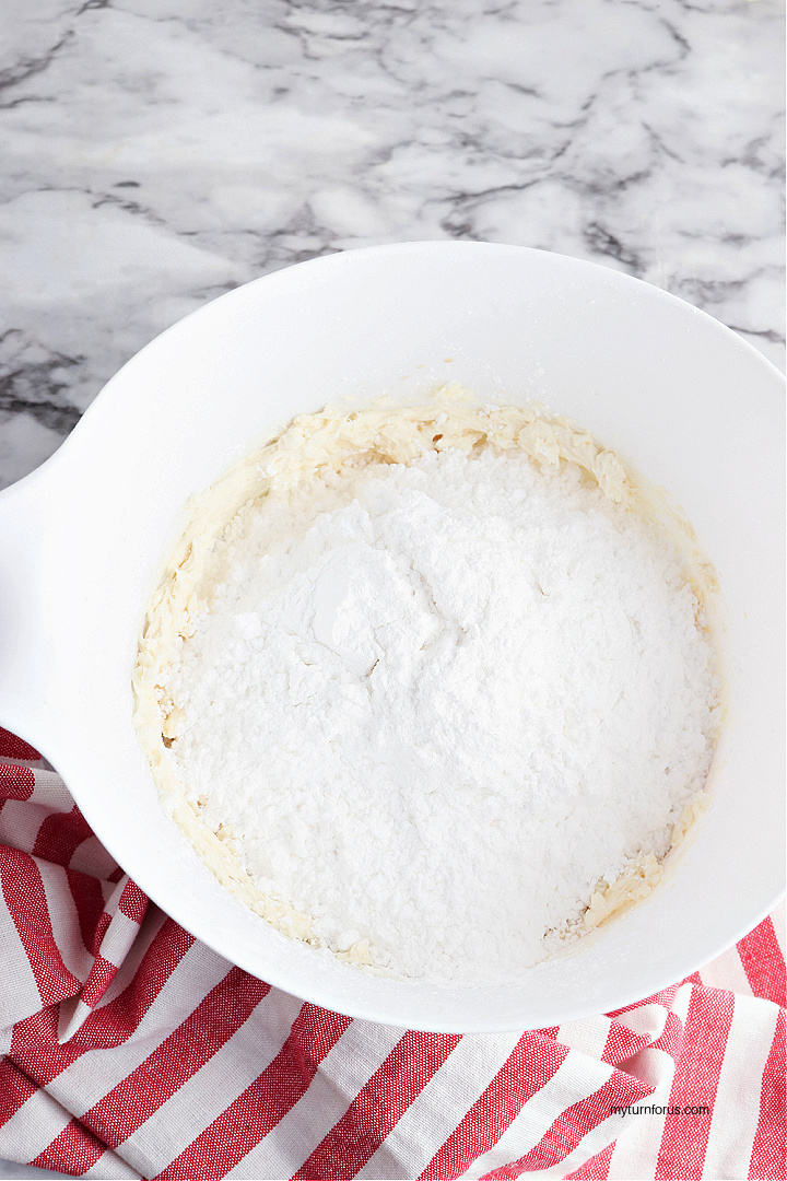 Powdered sugar for cream cheese frosting